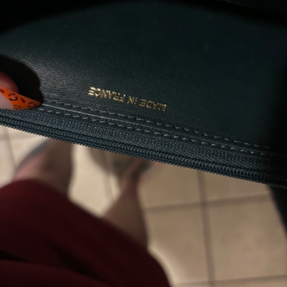 Chanel classic wallet on a chain - Picture 2 of 5